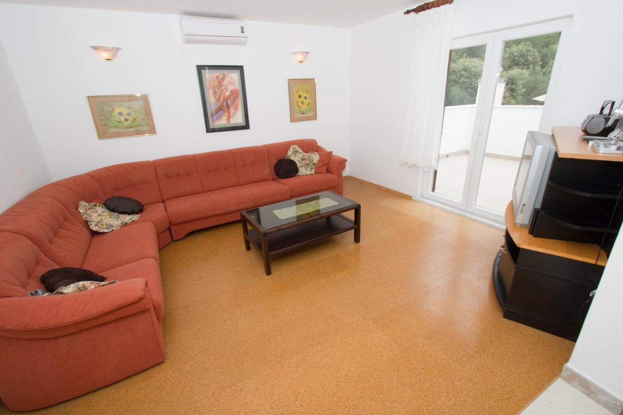 Holiday Home มาคาร์สกา ภายนอก รูปภาพ